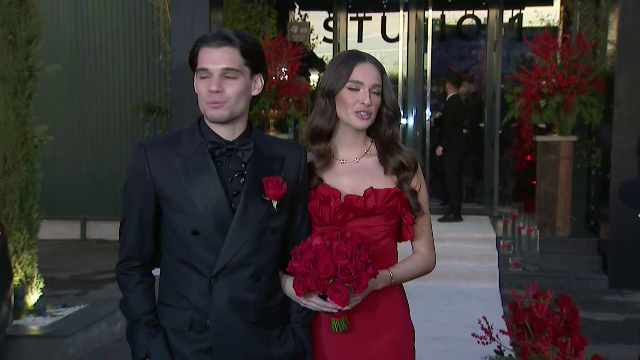 Lady in red! Cât a costat rochia superbei Elena Tănase de la cununia cu Ianis Hagi _36