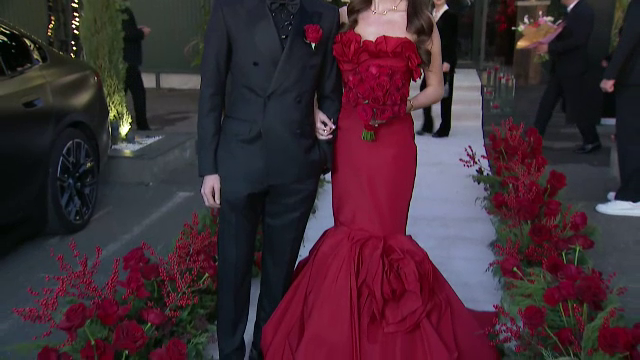 Lady in red! Cât a costat rochia superbei Elena Tănase de la cununia cu Ianis Hagi _51