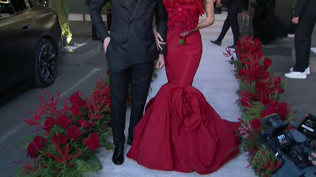 Lady in red! Cât a costat rochia superbei Elena Tănase de la cununia cu Ianis Hagi _53