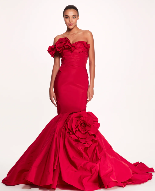 Lady in red! Cât a costat rochia superbei Elena Tănase de la cununia cu Ianis Hagi _71