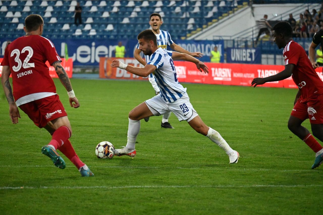 Fotbalistul din Liga 1 care nu are probleme cu greutatea de Sărbători: