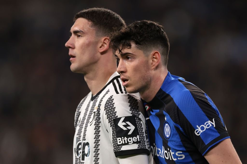 Ce salarii mici au românii din Serie A, față de cel mai bine plătiți jucători din campionatul italian!_2