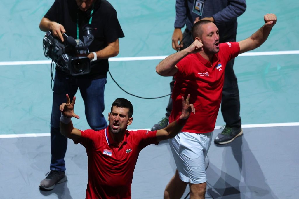 Criticat de Boris Becker, Alcaraz a răspuns pe teren: l-a bătut din nou pe Djokovic, într-un amical jucat la Riad_19