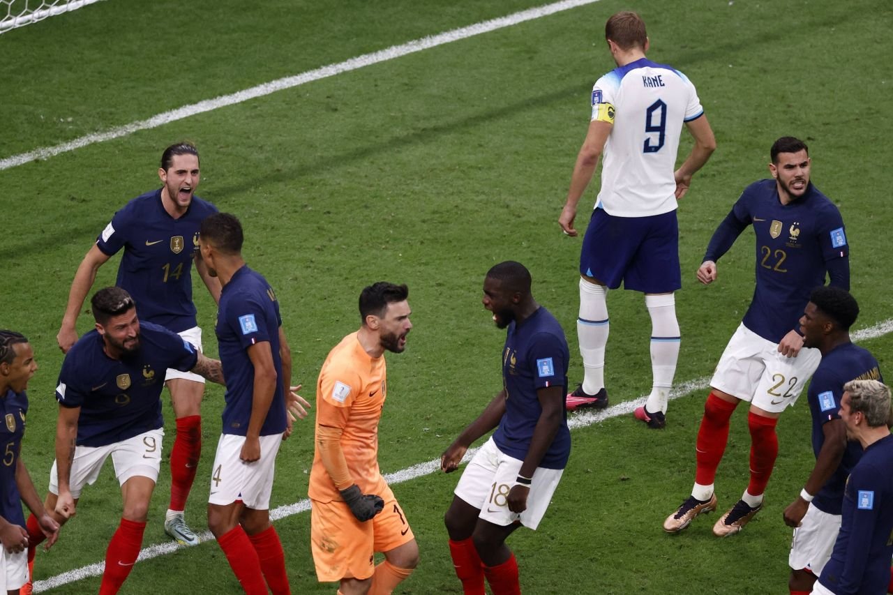 Hugo Lloris a semnat! 