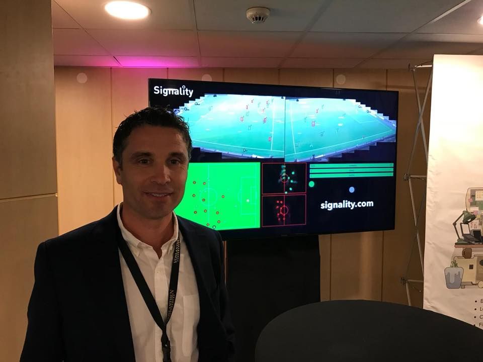 ”El a fost o noapte în pușcărie, eu sunt nimeni. Înotând mergem în România!”. Antrenorul, aproape să fie expulzat de arabi_7