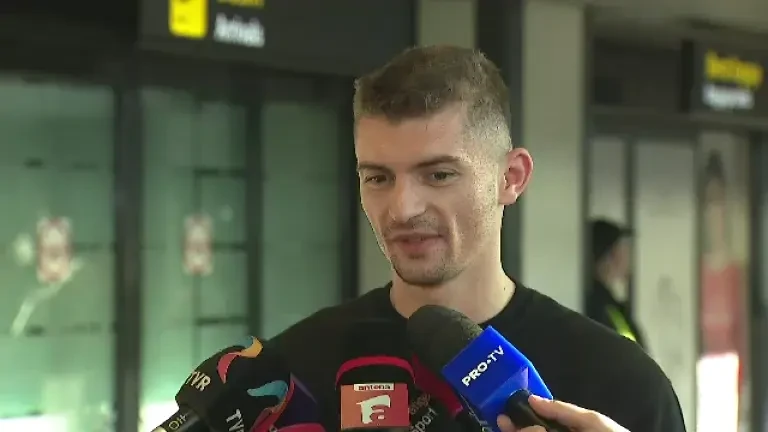 Florin Tănase, la sosirea &icirc;n Rom&acirc;nia (31/12/2023)