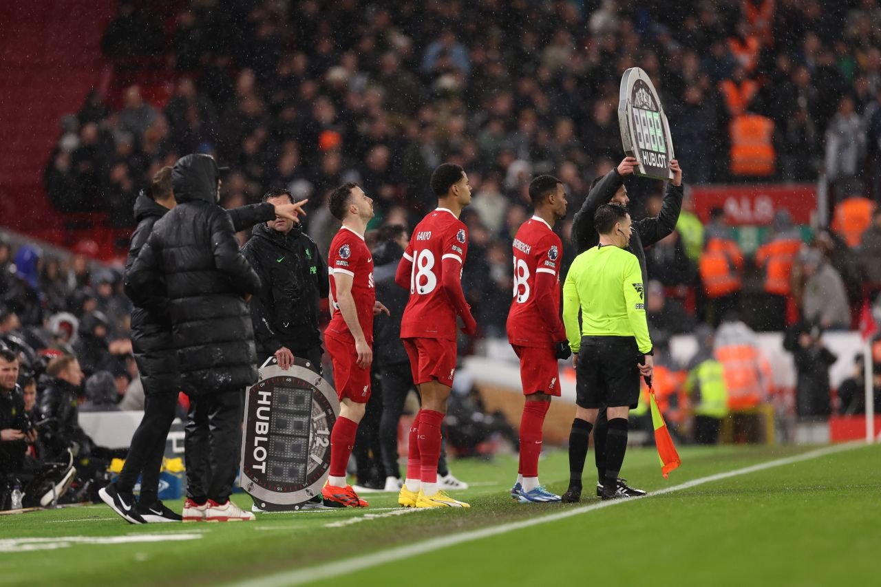 Diogo Jota de la Liverpool, desființat de marii fotbaliști ai Angliei pentru gestul penibil făcut cu Newcastle!_2