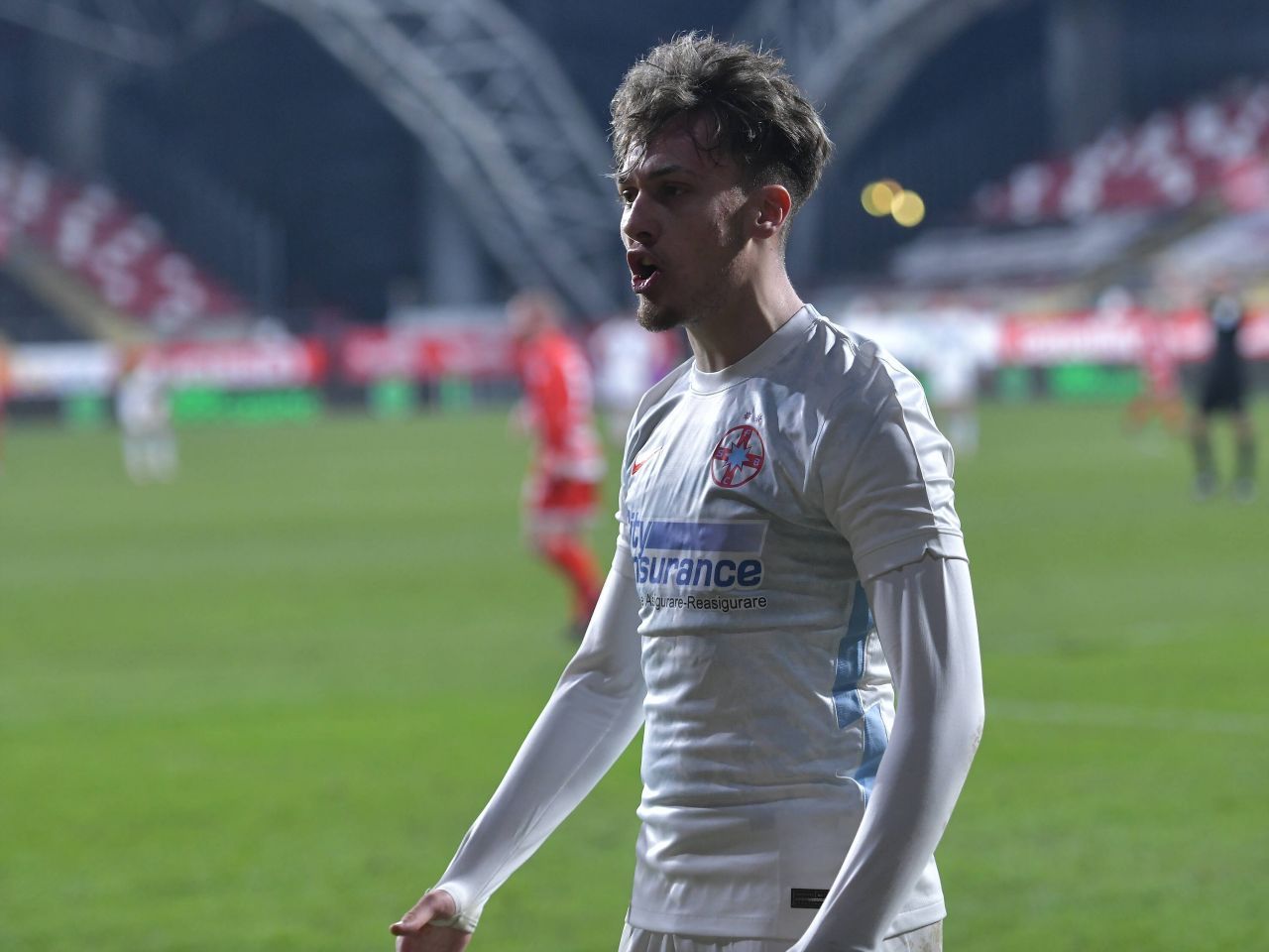 Atacantul mare speranță la FCSB, dat acum afară și de echipa din Liga 3!_2