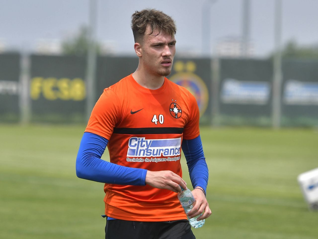Atacantul mare speranță la FCSB, dat acum afară și de echipa din Liga 3!_14