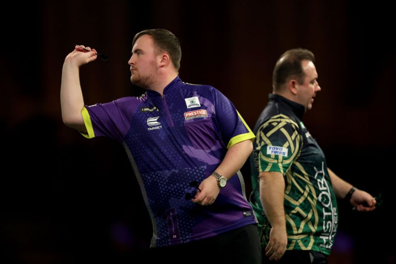 El e puștiul de 16 ani idolatrizat în Anglia, după ce a făcut senzație la Campionatul Mondial!_8