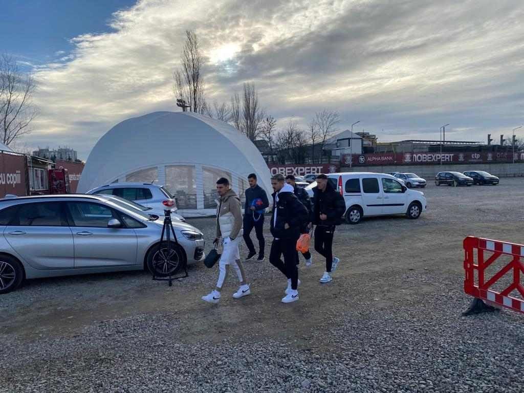 Rapid s-a reunit după vacanță și a efectuat primul antrenament. Când pleacă în cantonament și care e starea accidentaților_3