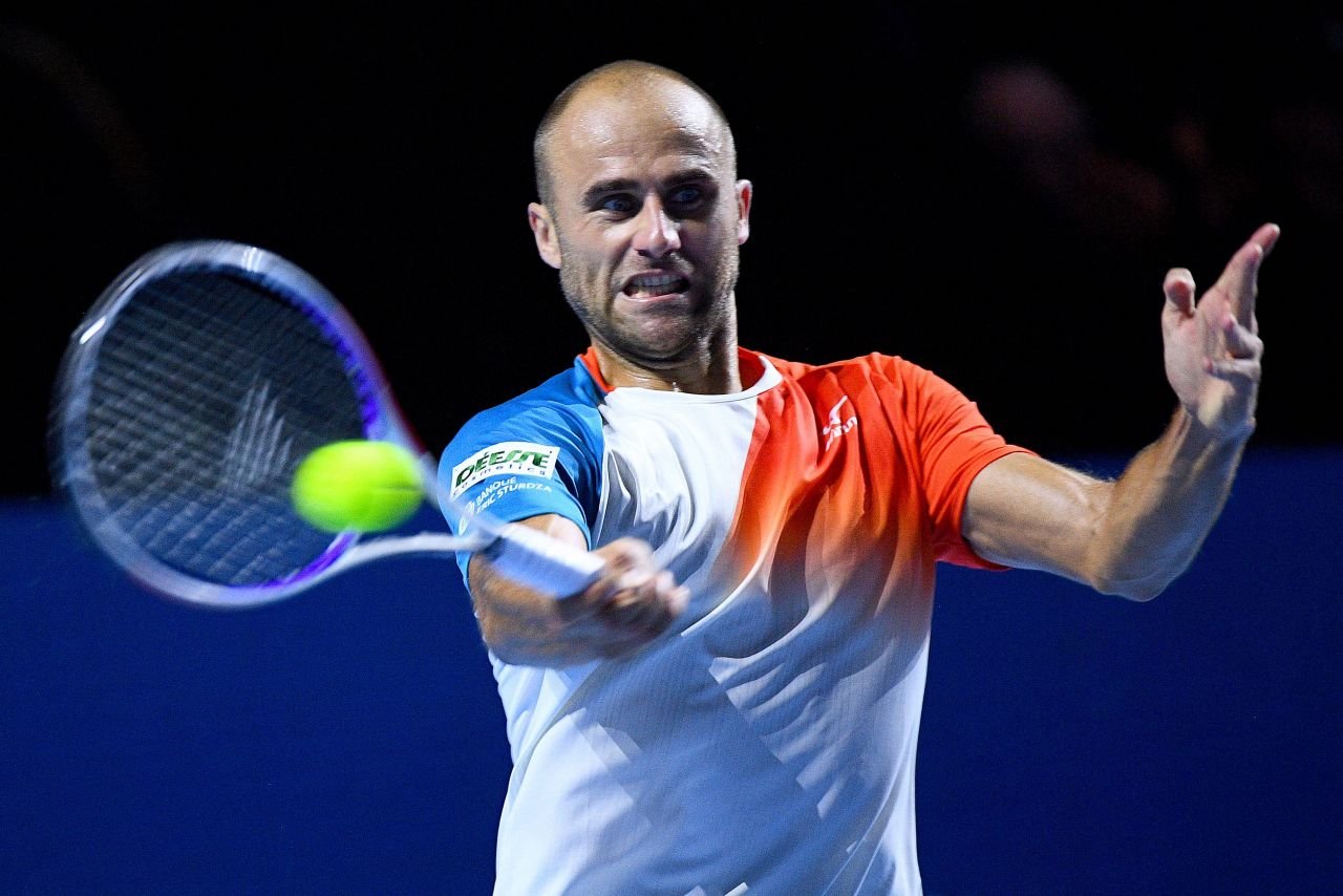 Ce a comentat Marius Copil despre decizia Simonei Halep de a-și micșora sânii_24