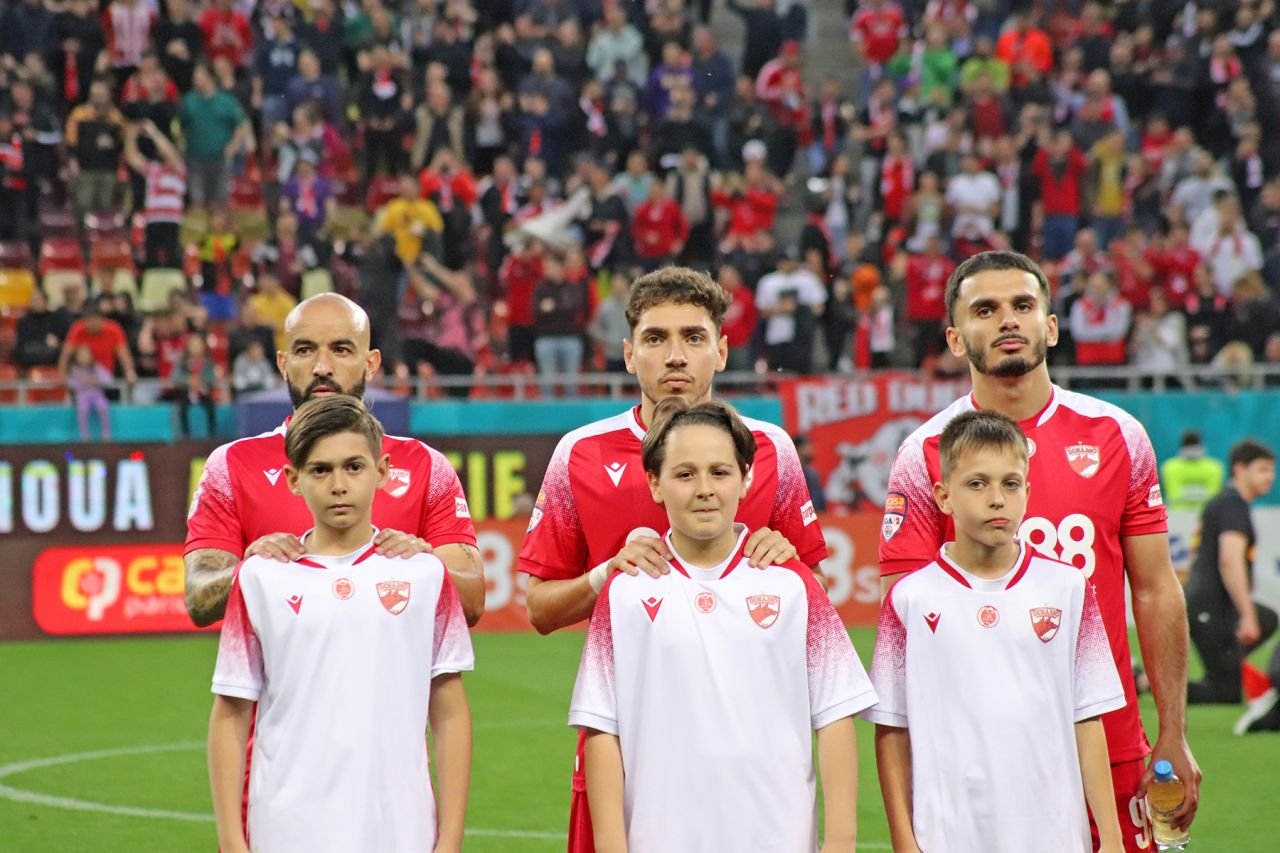 Eroi de sacrificiu. Jucătorii cu care Dinamo a promovat au fost îndepărtați rând pe rând_3