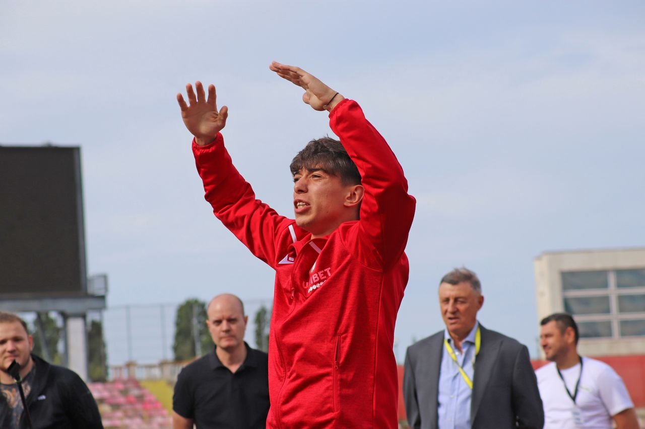 Eroi de sacrificiu. Jucătorii cu care Dinamo a promovat au fost îndepărtați rând pe rând_27