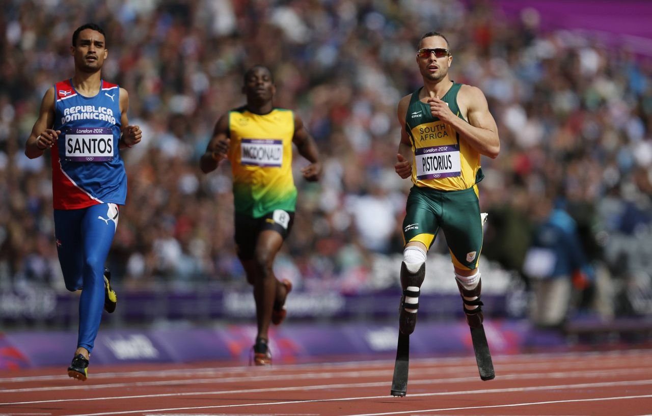 Oscar Pistorius, atletul legendar devenit criminal, a fost eliberat din închisoare! Sud-africanul și-a ucis iubita în 2013_3