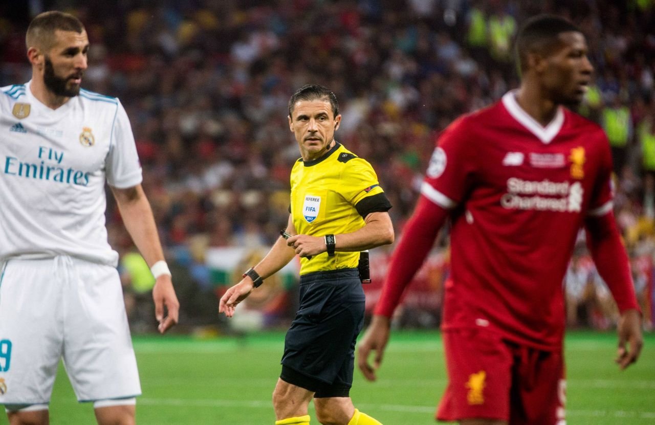 Fiul unuia dintre cei mai controversați arbitri, transferat în Superligă! Tatăl său a condus inclusiv finala Champions League Real Madrid - Liverpool_3
