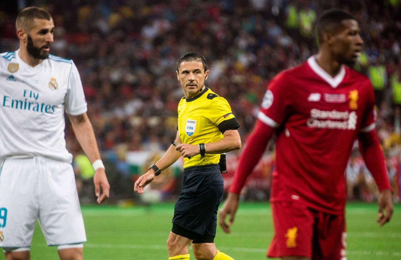Fiul unuia dintre cei mai controversați arbitri, transferat în Superligă! Tatăl său a condus inclusiv finala Champions League Real Madrid - Liverpool_3