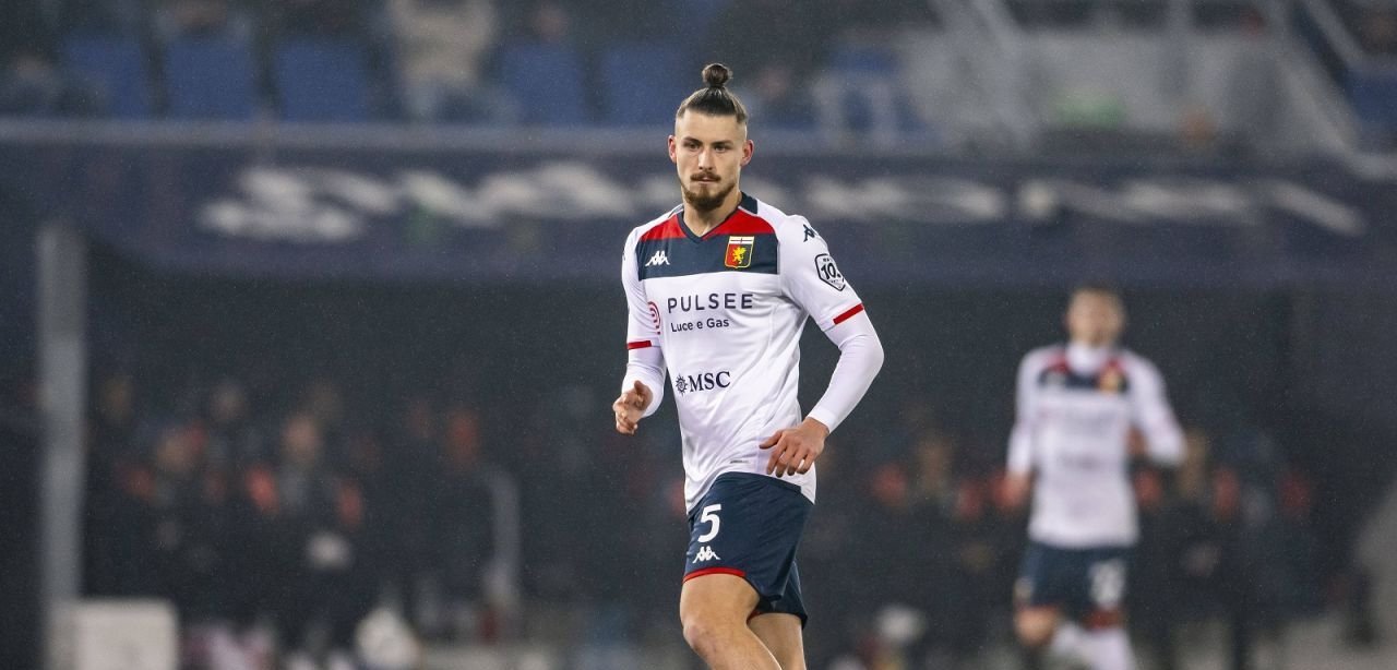 S-a aflat oferta lui Napoli pentru Radu Drăgușin! C&acirc;t a propus campioana Italiei și cum a răspuns Genoa
