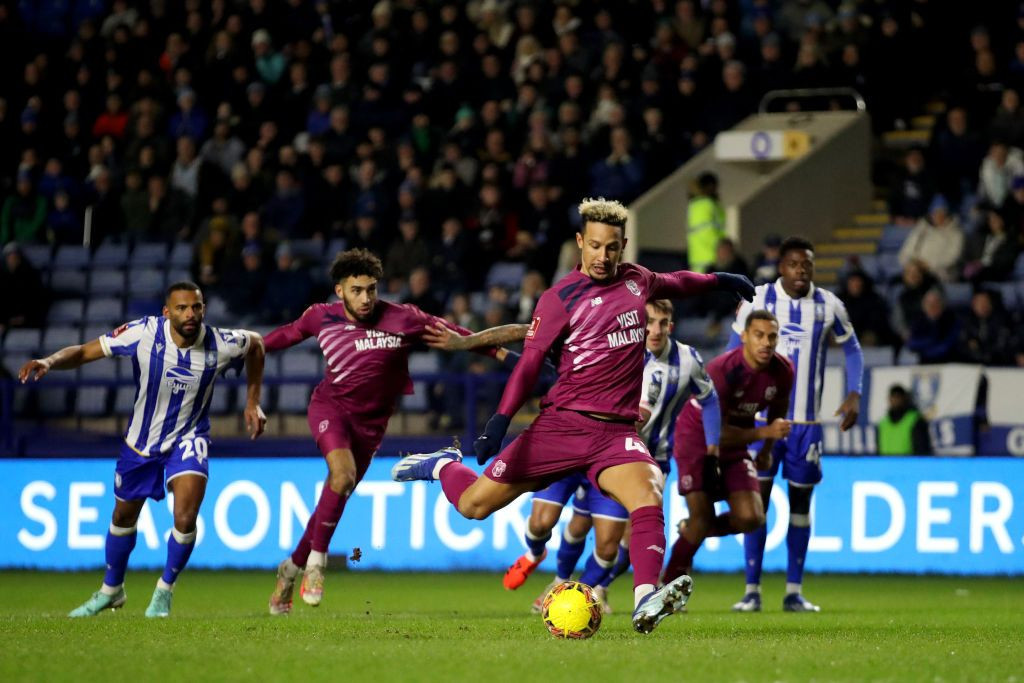 Cel mai dezastruos start de meci . Cardiff a ratat două penalty-uri &icirc;n 10 minute. C&acirc;t s-a terminat meciul cu Sheffield Wednesday