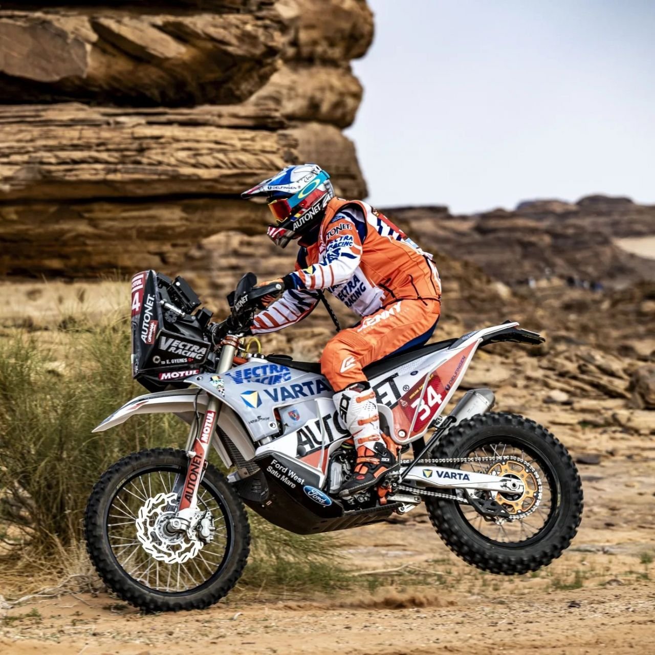 Ce loc ocupă Emanuel Gyenes în clasamentul general de la Raliul Dakar_6