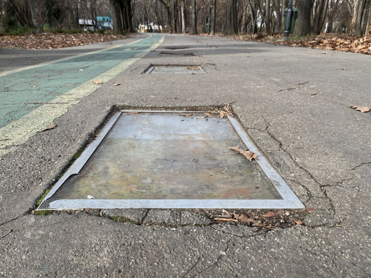 Aleea Succeselor s-a transformat în Aleea Deziluziilor! Walk of Fame din București, într-o stare dezolantă_1