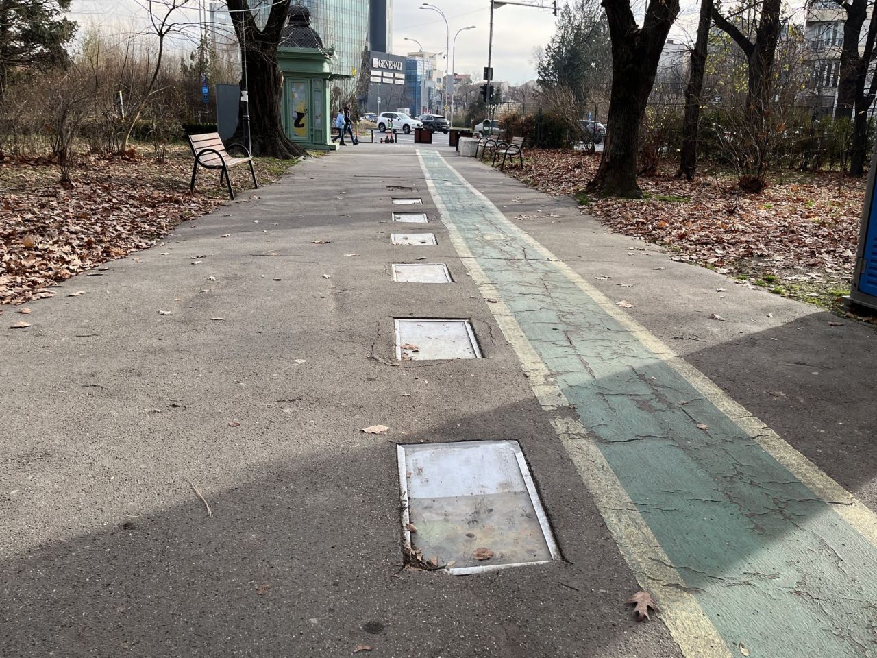 Aleea Succeselor s-a transformat în Aleea Deziluziilor! Walk of Fame din București, într-o stare dezolantă_5
