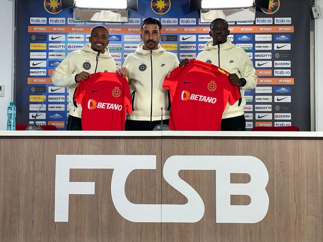 Luis Phelipe și Baba Alhassan, prezentați la FCSB: