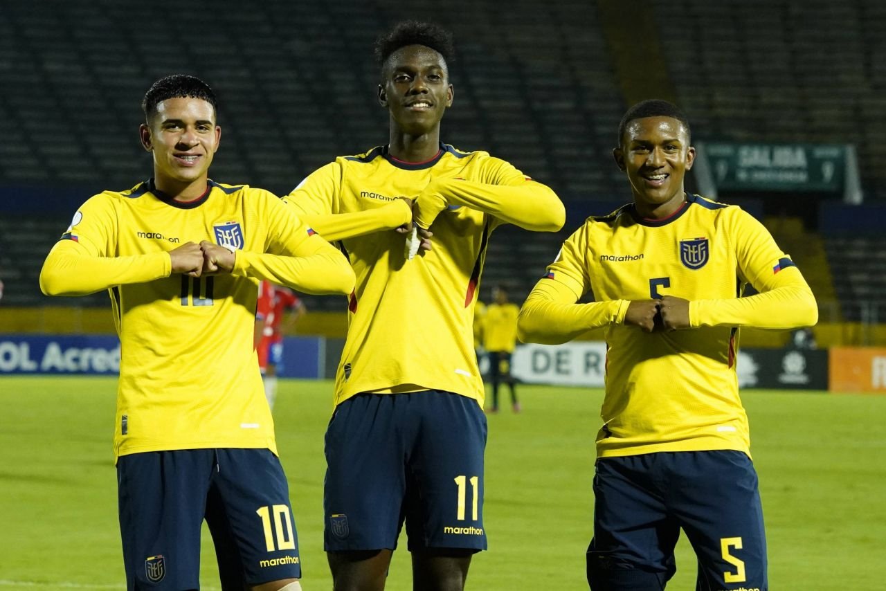 Atacantul semnează cu PSG! Parizienii au câștigat licitația cu forțele Europei, după o ofertă senzațională_3