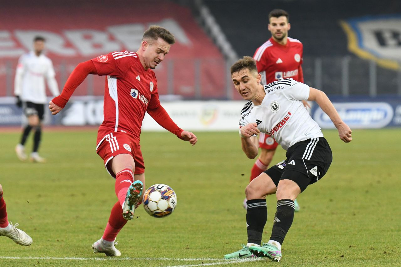 Oțelul Galați, la un pas să dea lovitura! Ofertă din străinătate pentru &bdquo;vedeta&rdquo; echipei