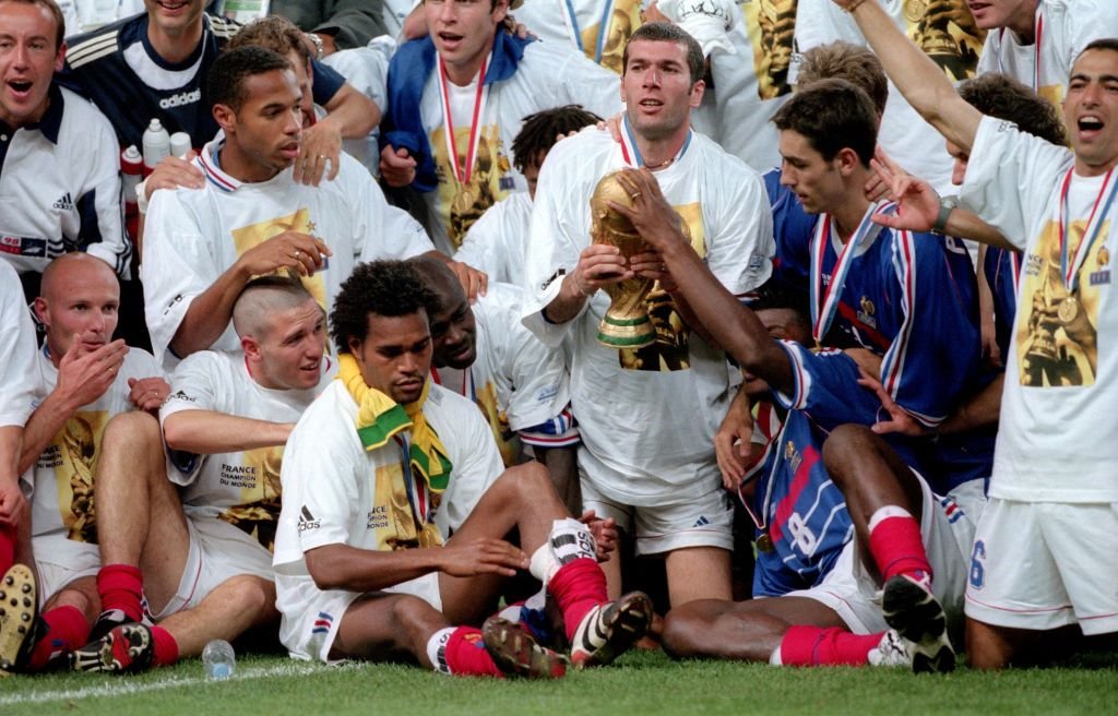 Thierry Henry recunoaște că a trecut prin momente grele. 