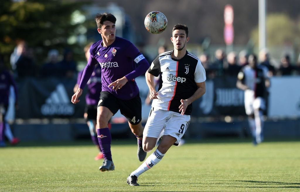 Încă un român din Italia schimbă echipa. Fostul căpitan al lui Vlahovic pleacă de la Fiorentina_2