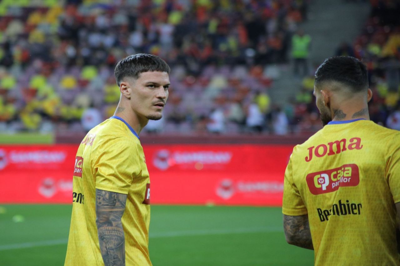 Un alt mare transfer, după cel al lui Drăgușin? Dennis Man este pe lista a două cluburi importante din Serie A_9