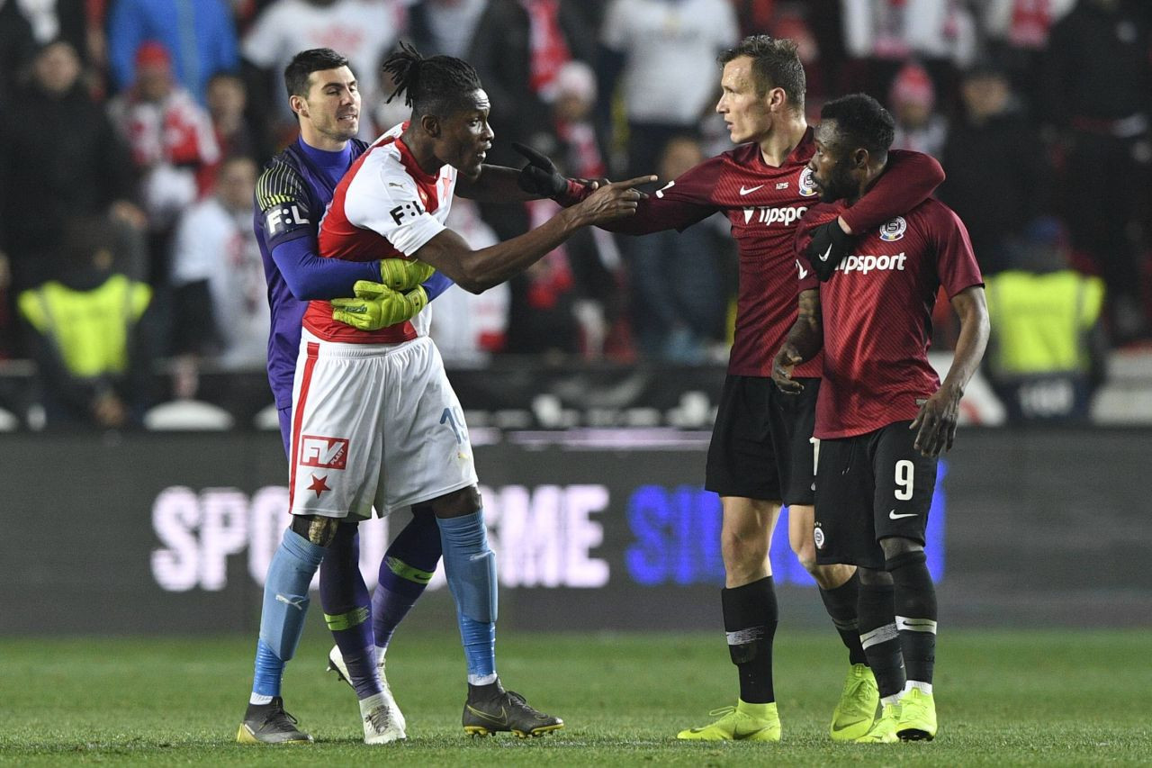 Scandal uriaș! Fostul coechipier al lui Stanciu, Chipciu și Niță, chemat să explice cum s-a născut în 1990 dacă mama sa a murit în 1985 _3