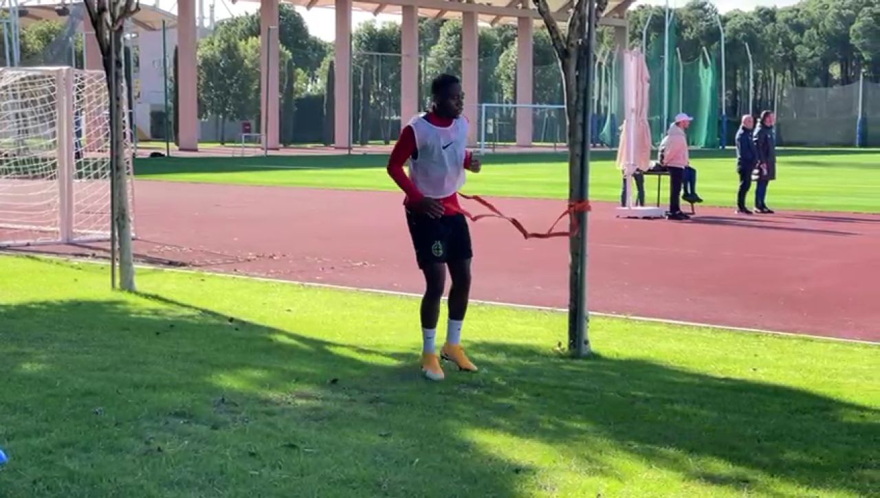 Cum a fost surprins Luis Phelipe la antrenamentul FCSB-ului din Antalya_9