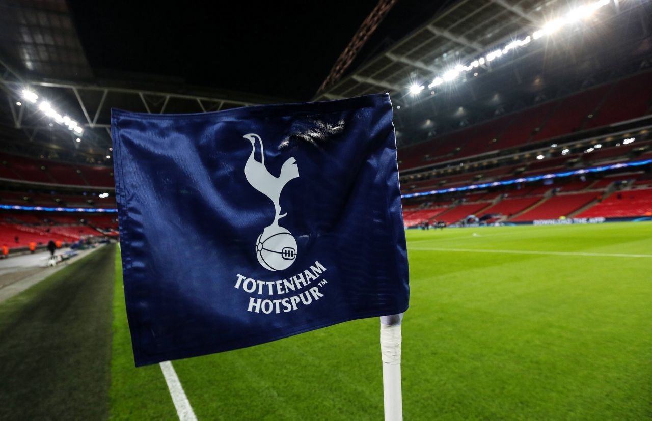 Cursă contra cronometru! Tottenham trebuie să se grăbească pentru a-l avea pe Drăgușin la meciul cu Manchester United