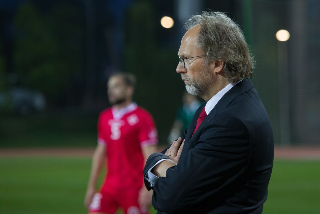 S-a evitat o tragedie! O echipă națională de fotbal, &icirc;n pericol mortal, după ce jucătorii au &icirc;nceput să leșine &icirc;n avion