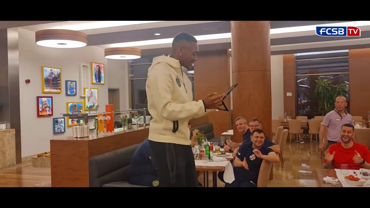 Noile transferuri de la FCSB + Siyabonga Ngezana și-au primit 'botezul' în cantonament! Fundașul i-a făcut pe toți să râdă și să strige: „Mincinosule” _11