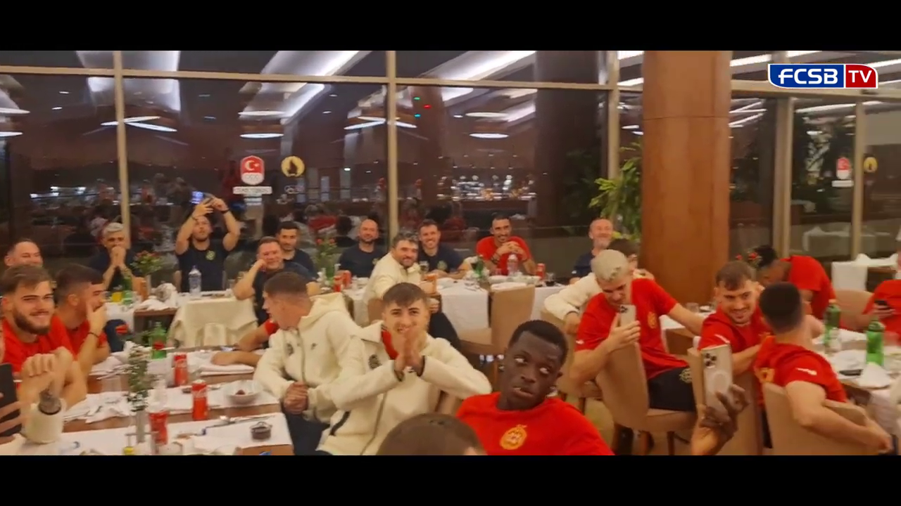 Noile transferuri de la FCSB + Siyabonga Ngezana și-au primit 'botezul' în cantonament! Fundașul i-a făcut pe toți să râdă și să strige: „Mincinosule” _18
