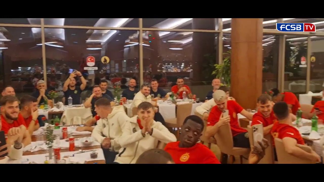 Noile transferuri de la FCSB + Siyabonga Ngezana și-au primit 'botezul' în cantonament! Fundașul i-a făcut pe toți să râdă și să strige: „Mincinosule” _18