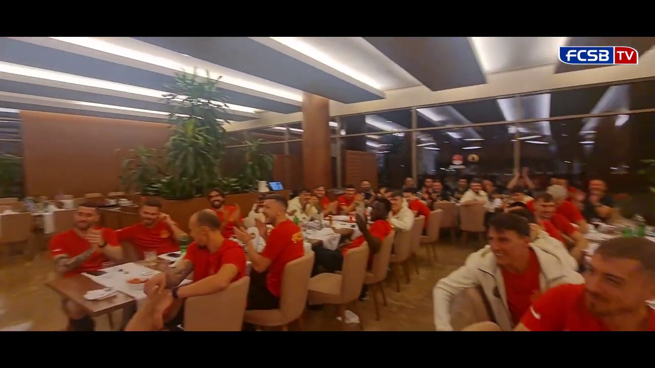 Noile transferuri de la FCSB + Siyabonga Ngezana și-au primit 'botezul' în cantonament! Fundașul i-a făcut pe toți să râdă și să strige: „Mincinosule” _27