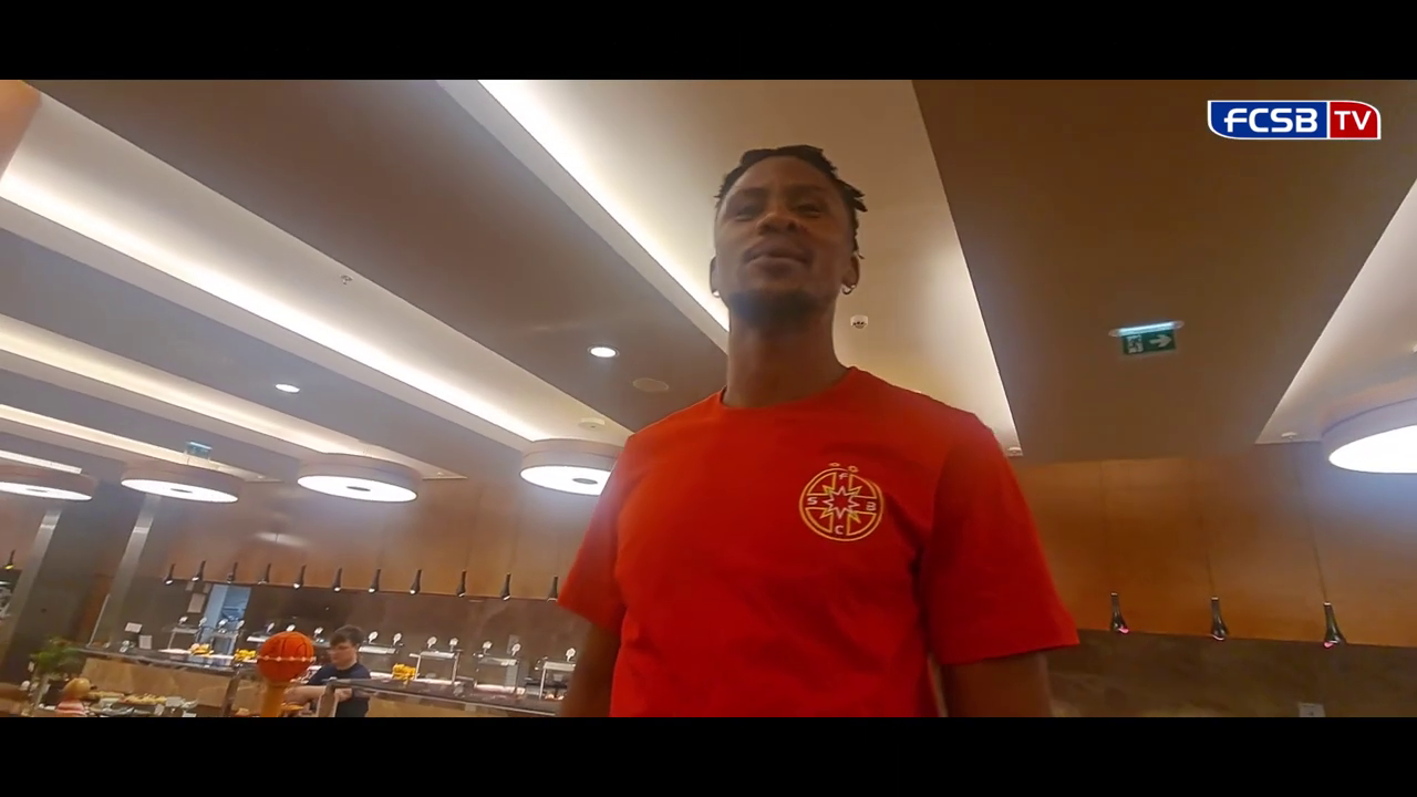 Noile transferuri de la FCSB + Siyabonga Ngezana și-au primit 'botezul' în cantonament! Fundașul i-a făcut pe toți să râdă și să strige: „Mincinosule” _30