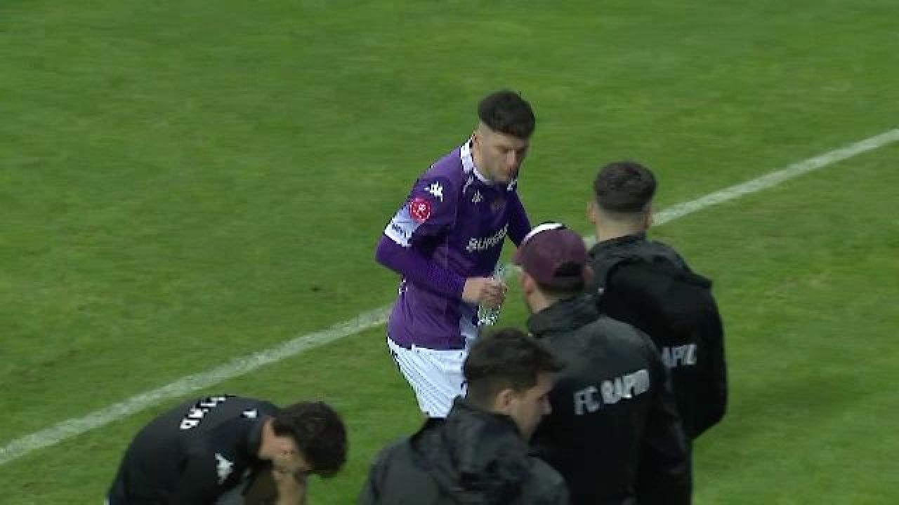 Încăierare la amicalul Rapidului! Bergodi a intrat pe teren. Spionii de la FCSB, în tribune_12