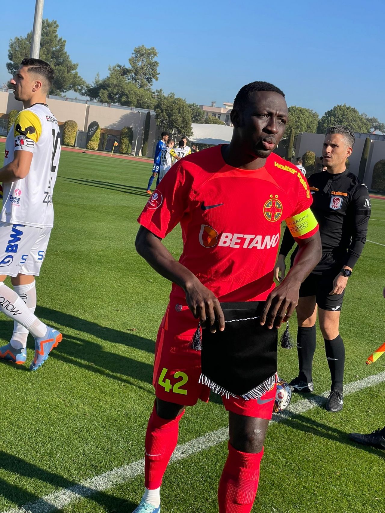 Surpriză mare la FCSB! Doi căpitani diferiți în 20 de minute la amicalul cu LASK Linz _2
