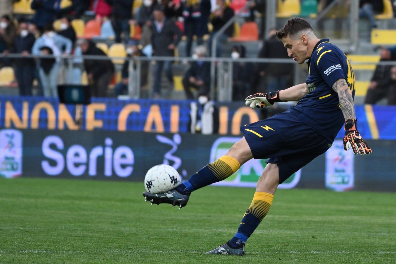 FC Botoșani transferă un portar spectaculos, cu aproape 200 de meciuri jucate în fotbalul profesionist din Italia!_6