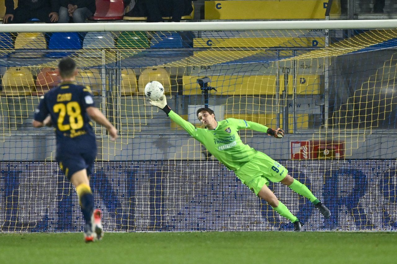 FC Botoșani transferă un portar spectaculos, cu aproape 200 de meciuri jucate în fotbalul profesionist din Italia!_2