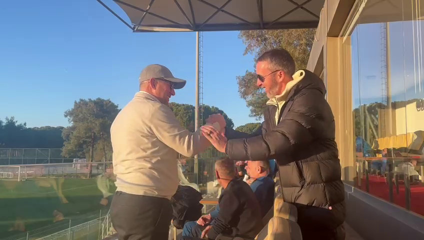 Întâlnire de gradul zero! MM Stoica și Mihai Rotaru s-au luat în brațe în cantonamentul din Antalya_3