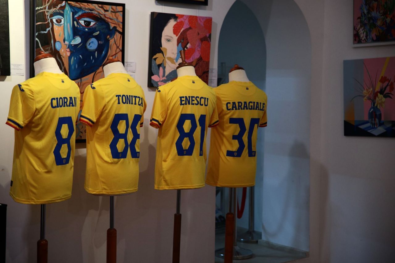 Luchian - portar, Brâncuși - fundaș, Eliade - mijlocaș și Eminescu - atacant! Inițiativă inedită a FRF_13