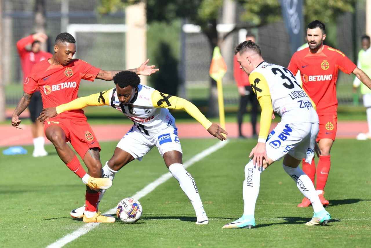 Explicațiile unui transfer „cu cântec”, Luis Phelipe la FCSB. Analogie cu Moruțan_1