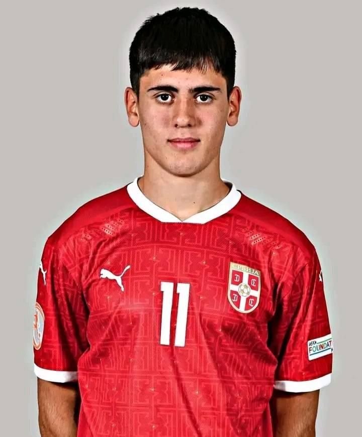 Bayern l-a ratat pe Drăgușin, dar forțează transferul unui alt jucător tânăr din Europa de Est_2