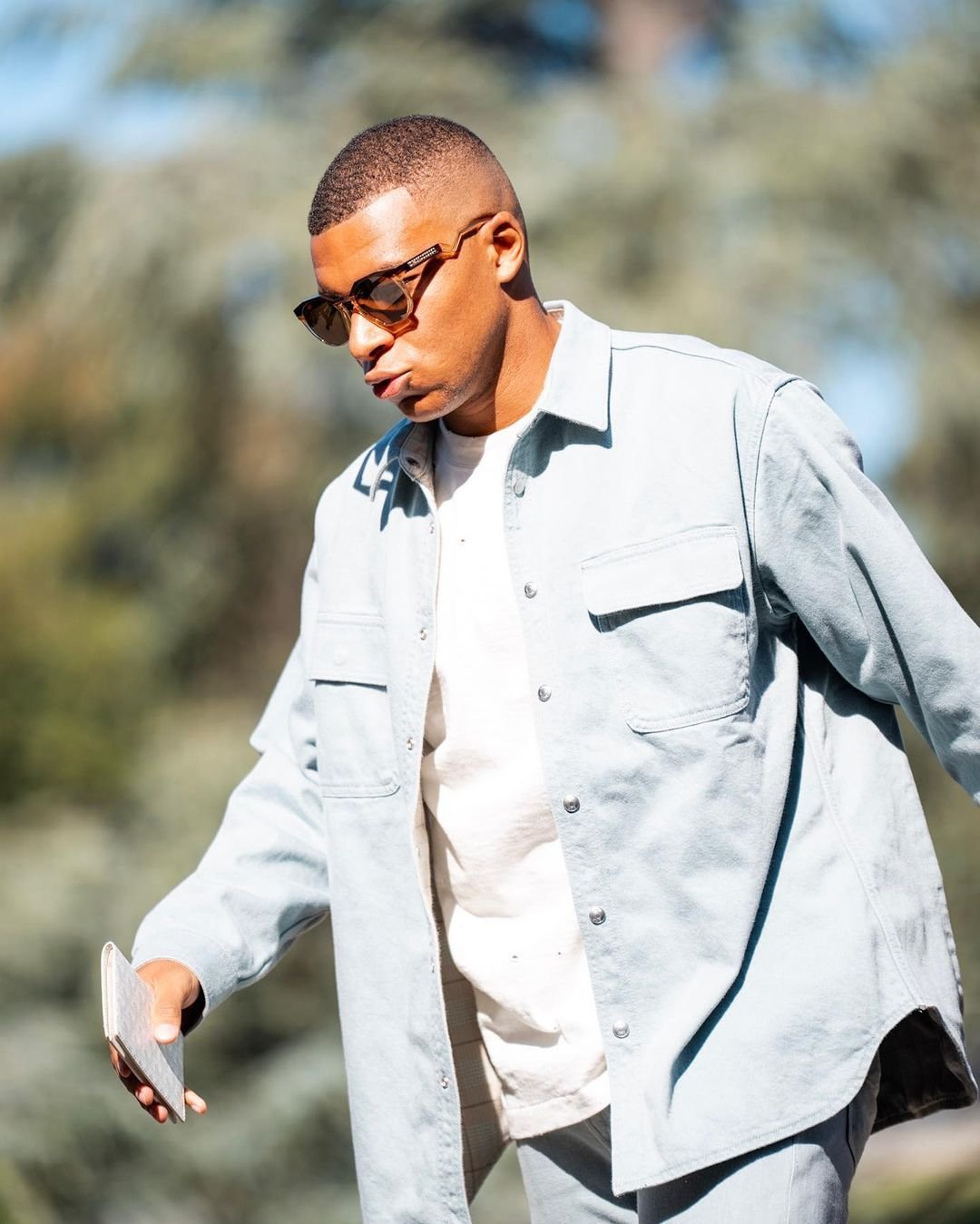 Merit banii pe care &icirc;i c&acirc;știg . Declarația controversată a lui Kylian Mbappe